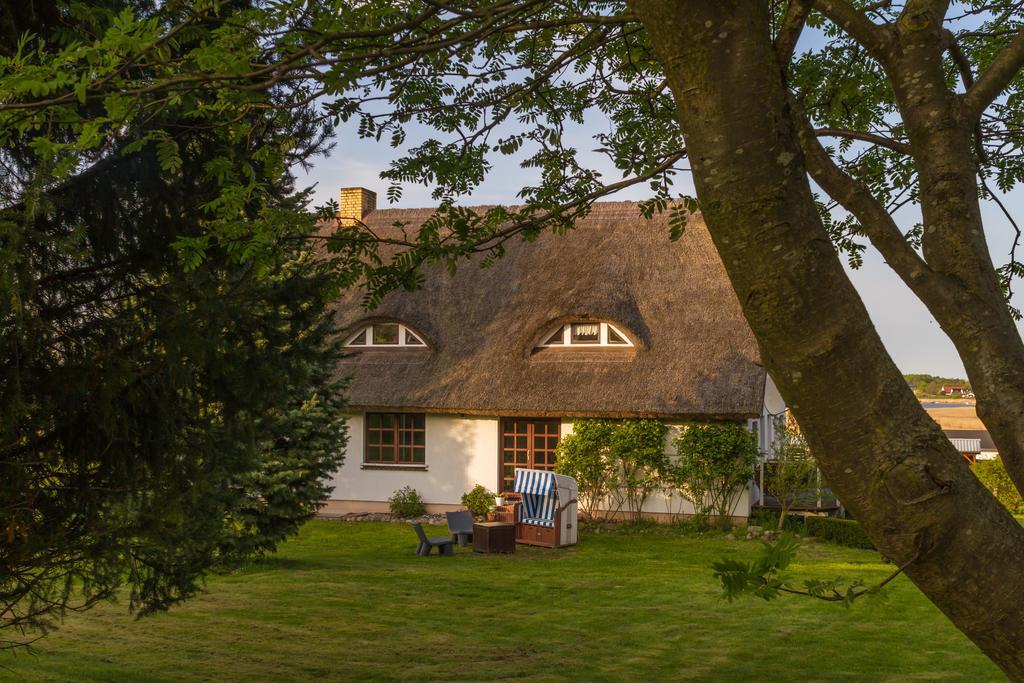 Dat Witte Hus Moritzdorf Ruegen Ferienwohnungen - Ruhige Lage Extérieur photo